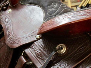 Saddle